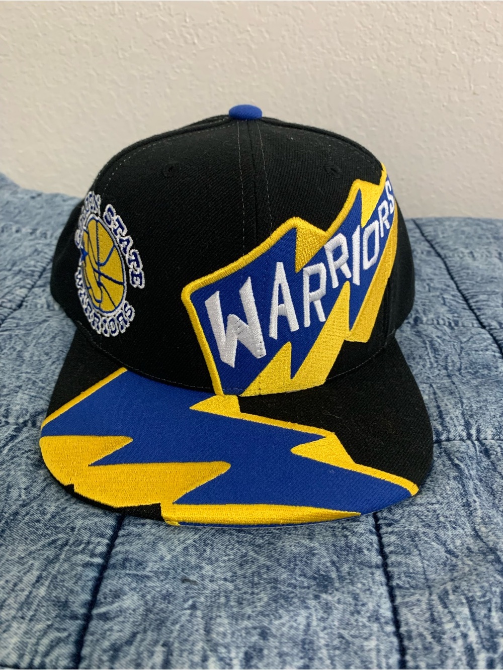 Warriors Mens Mitchell & Ness New With tags HWC deadstock throwback Snapback Hat